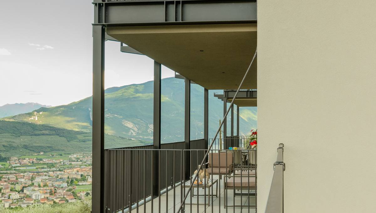 Dream View Apartment Deva a Riva del Garda, appartamento di design con vista panoramica